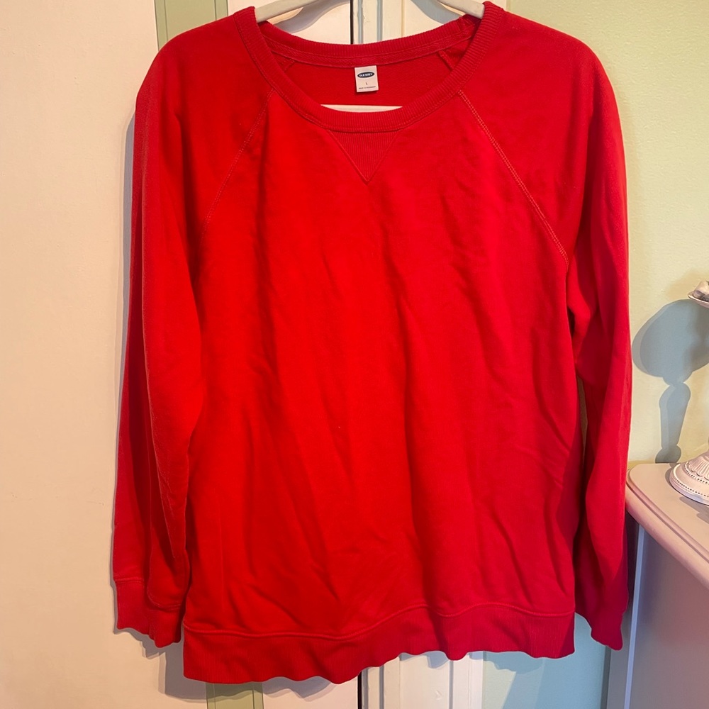 Old Navy, Red Crew Neck. Size Large